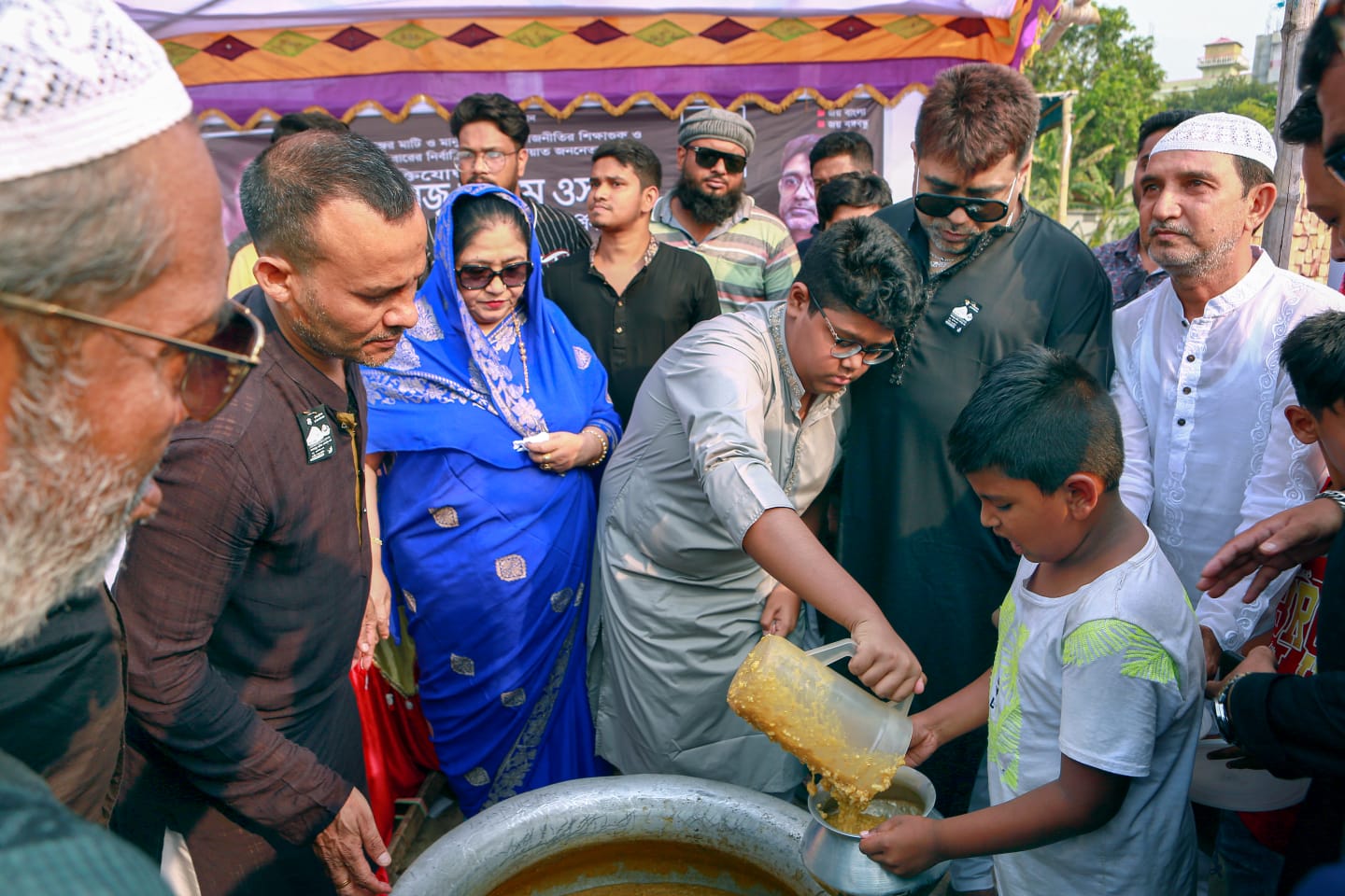 পিতার ৯ম মৃত্যুবার্ষিকীতে পুত্র আলহাজ্ব আজমেরী ওসমানের গভীর শ্রদ্ধাঞ্জলি